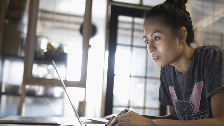 How to Structure Your CV: Expert Advice from Hays
